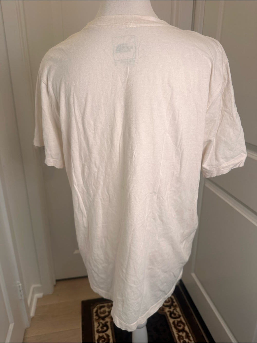 The North Face Men’s Cream Tee with Navy Logo and Scenic Graphic - Picture 4 of 8